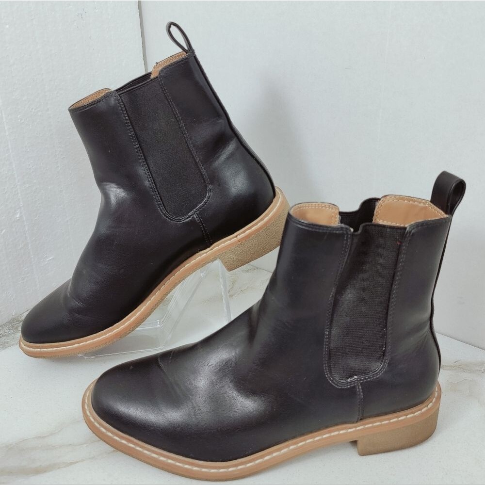 EUC Universal Thread Women's Pearl Black Faux Leather Chelsea Ankle Boots, 7.5 - Picture 3 of 11